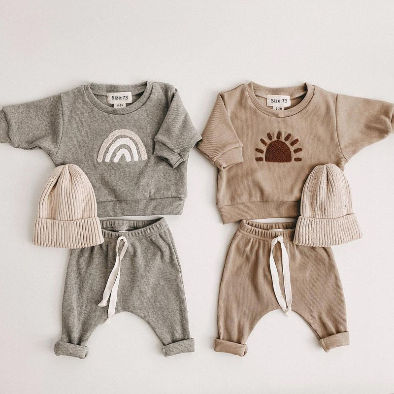 Neutral Long-Sleeved Sweatshirts & Pants Set