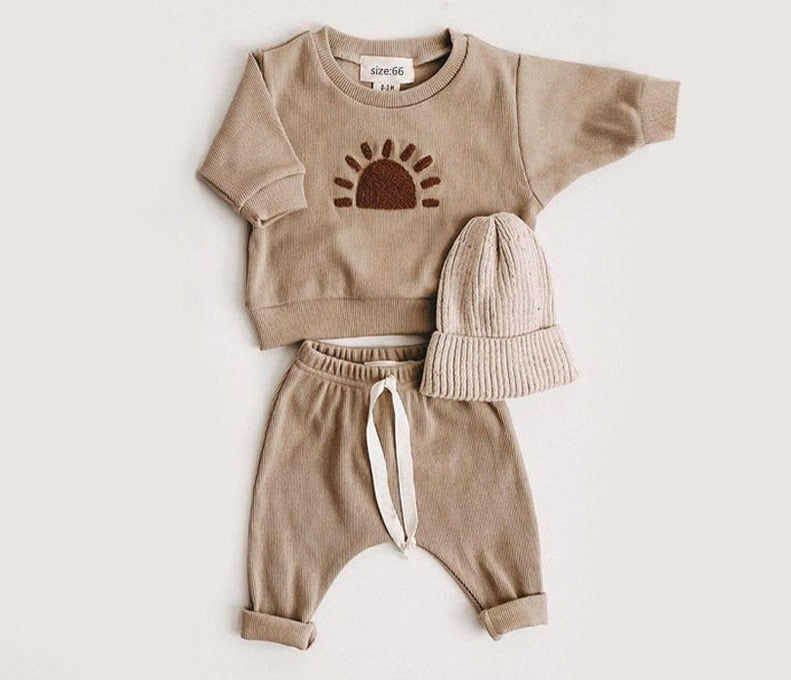 Neutral Long-Sleeved Sweatshirts & Pants Set