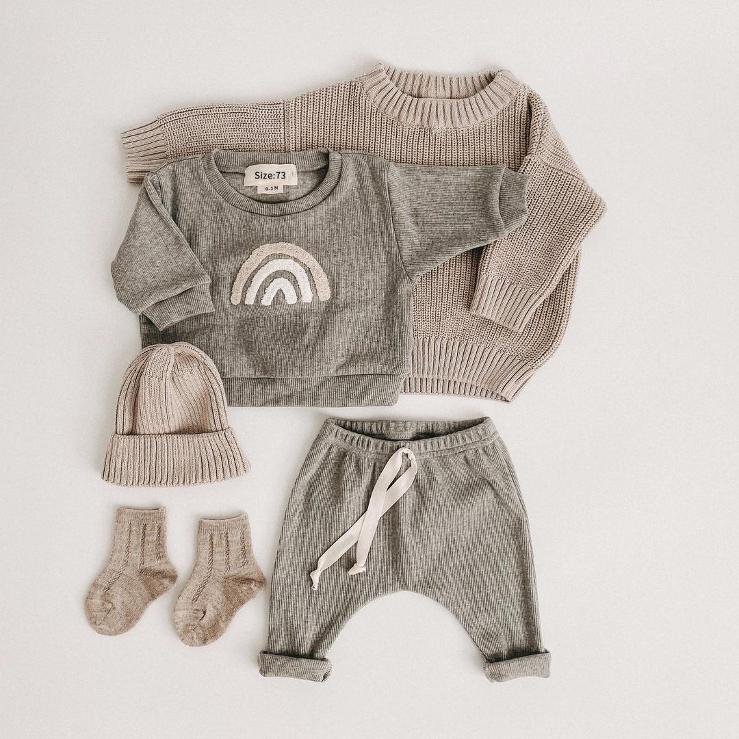 Neutral Long-Sleeved Sweatshirts & Pants Set